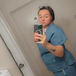 Meet your Posher, Brittney